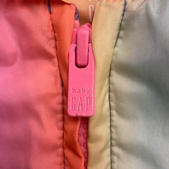 GAP Lined Windbreaker - Picture 3 of 6